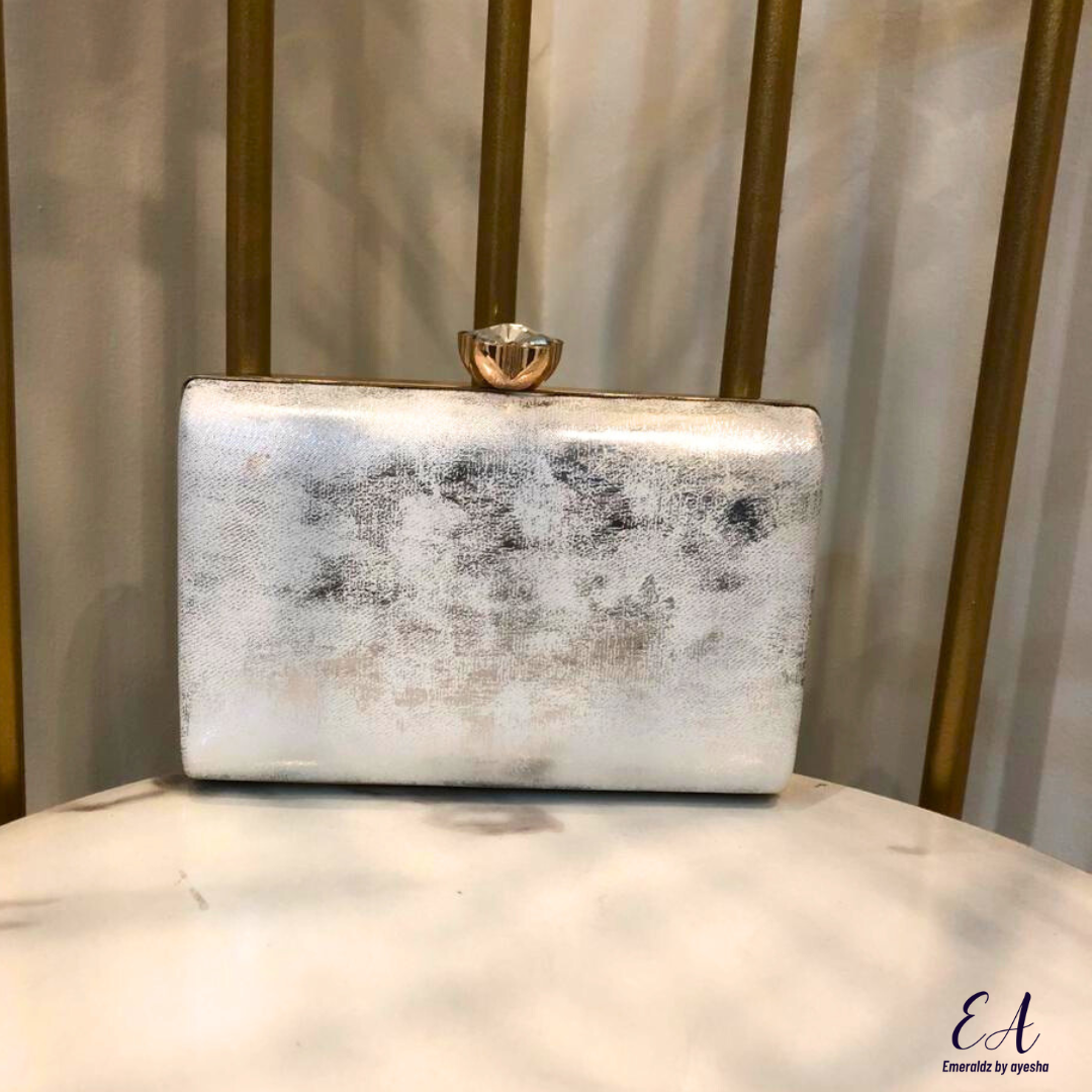 Clarissa Clutch (white silver)