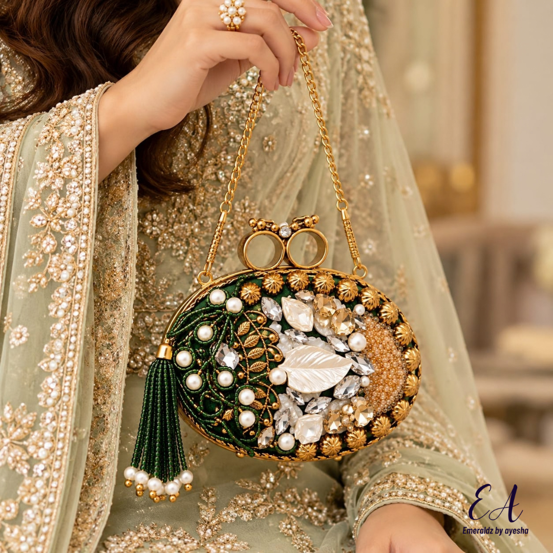 Talia Clutch (green)