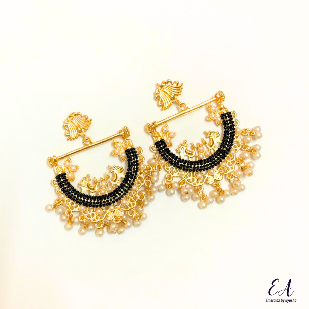 Husna earrings (black)