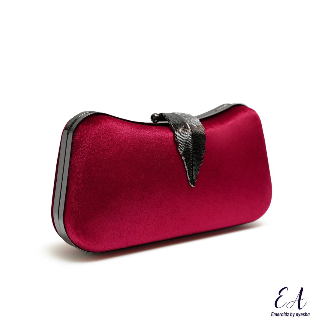 Alice Clutch (red velvet)