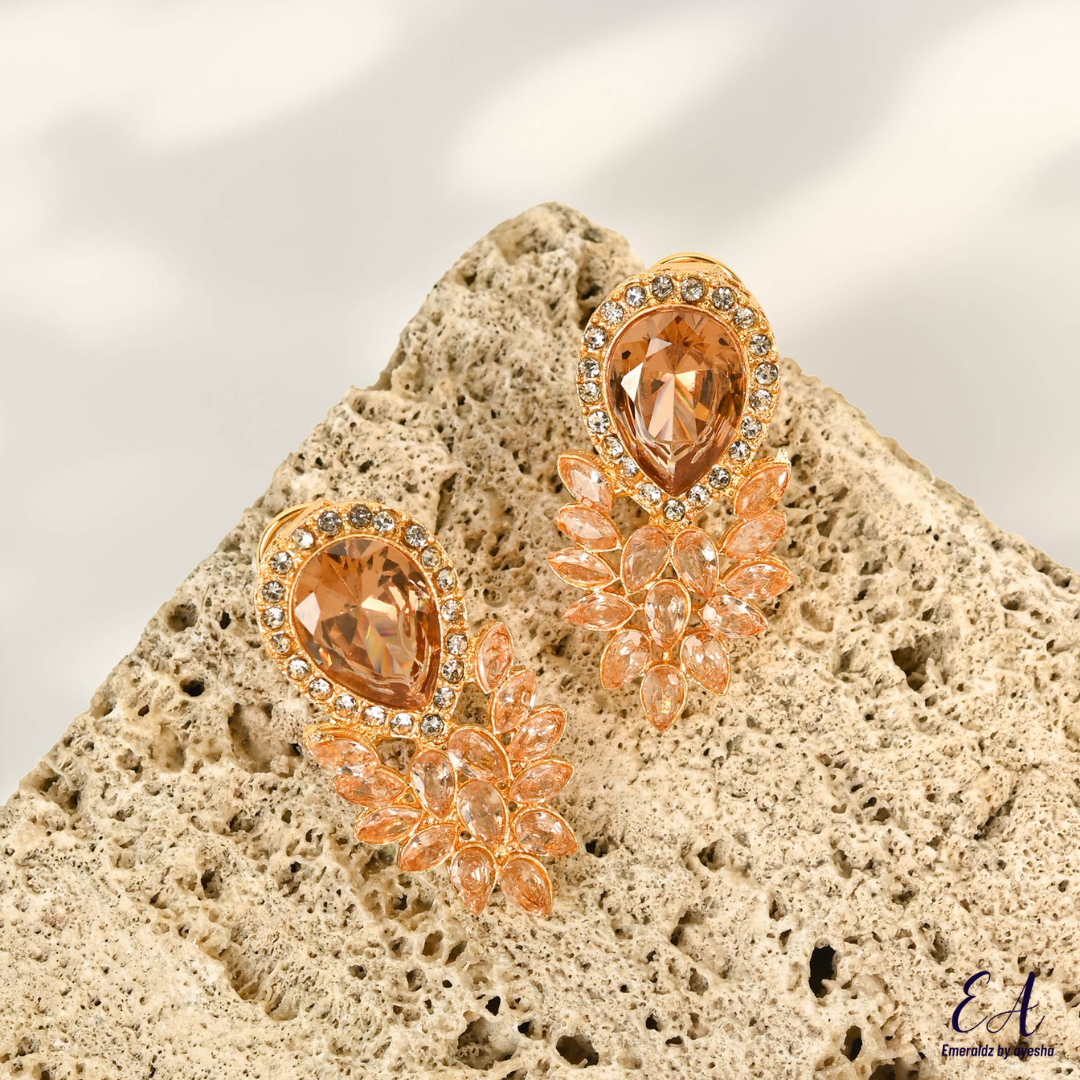 Inaya earrings (champagne)