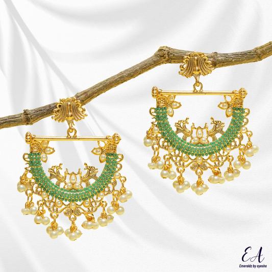 Husna Earrings (green)