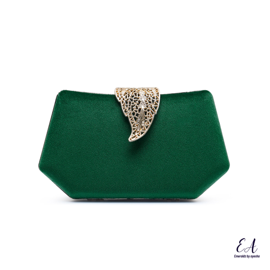 Amy Clutch (green)
