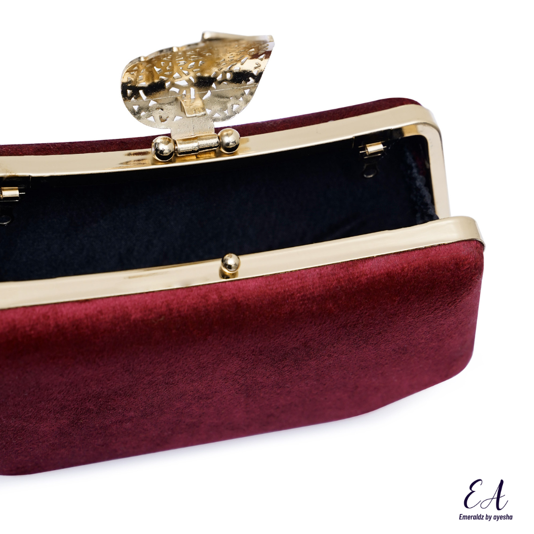 Amy Clutch (maroon)
