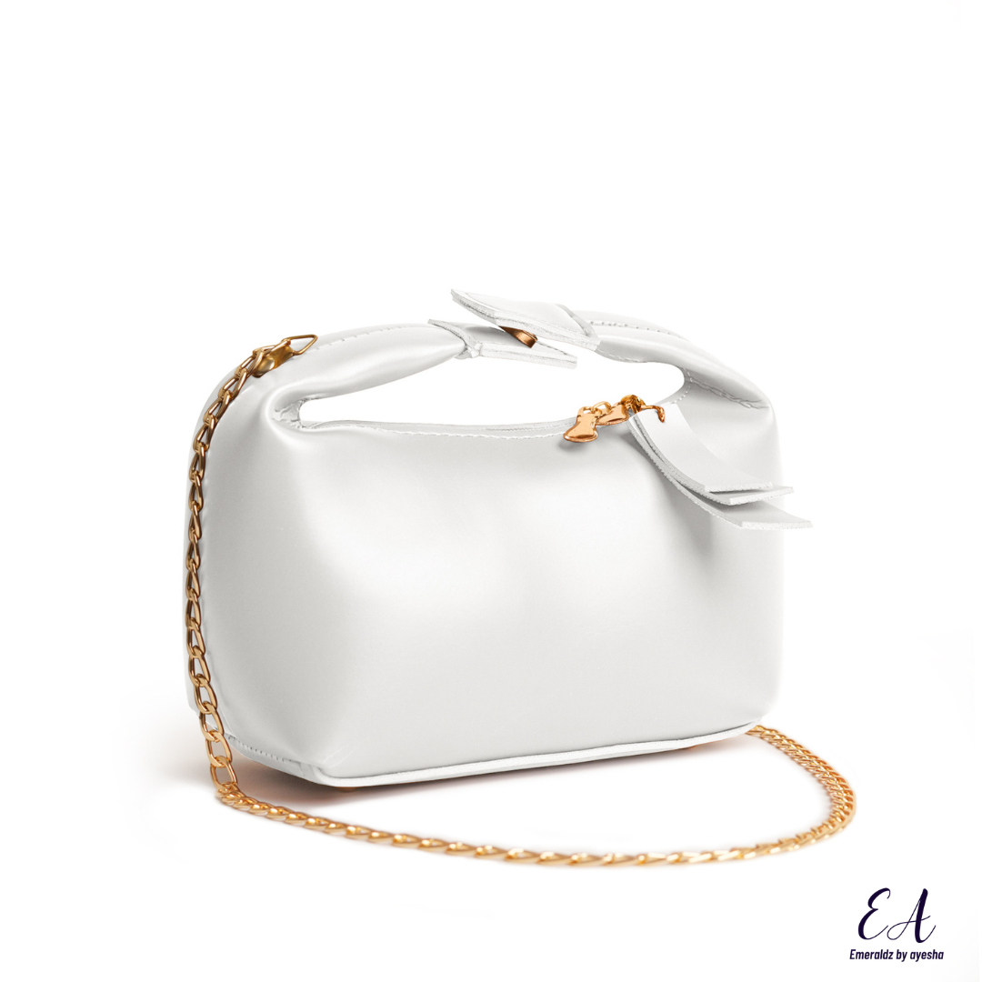 Freya Handbag (white)