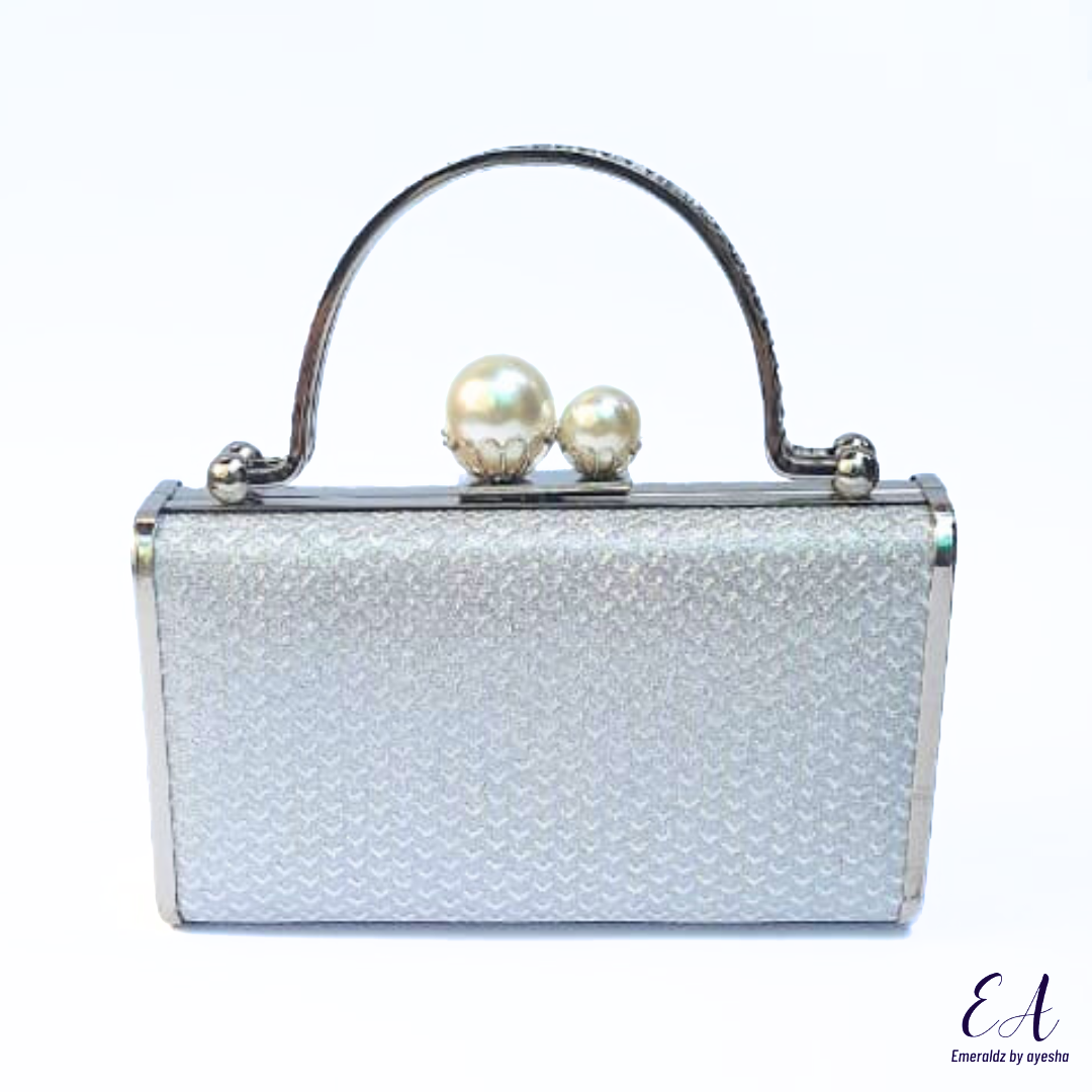 Arora Clutch (silver)