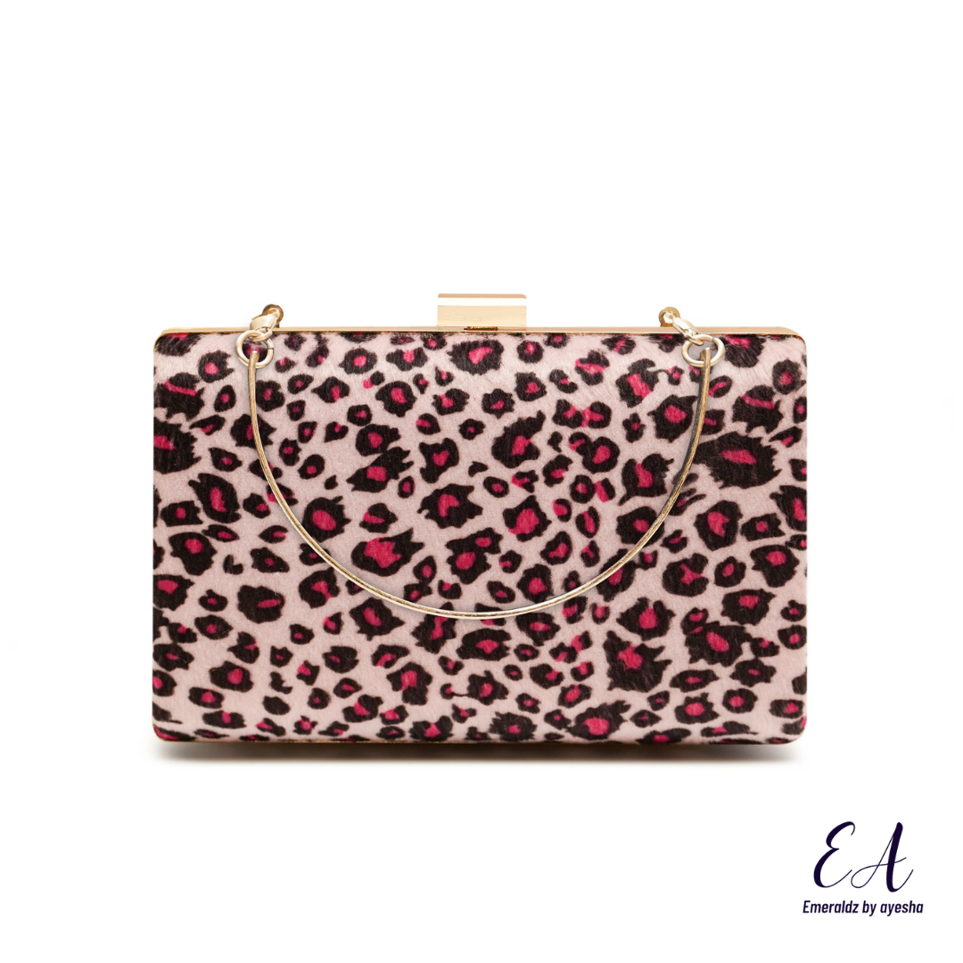 Onyx Panther Clutch (pink)