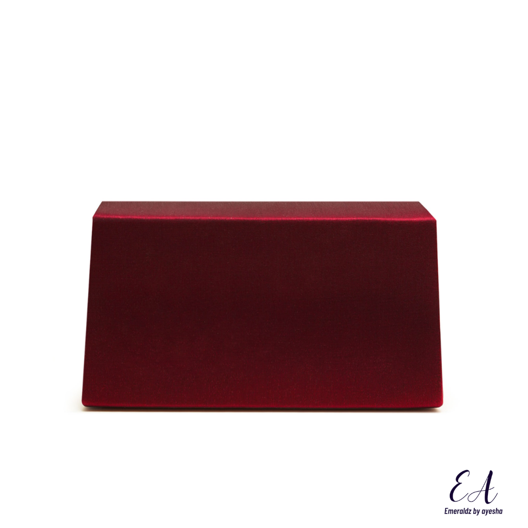 Scarlett Clutch Bag (maroon)