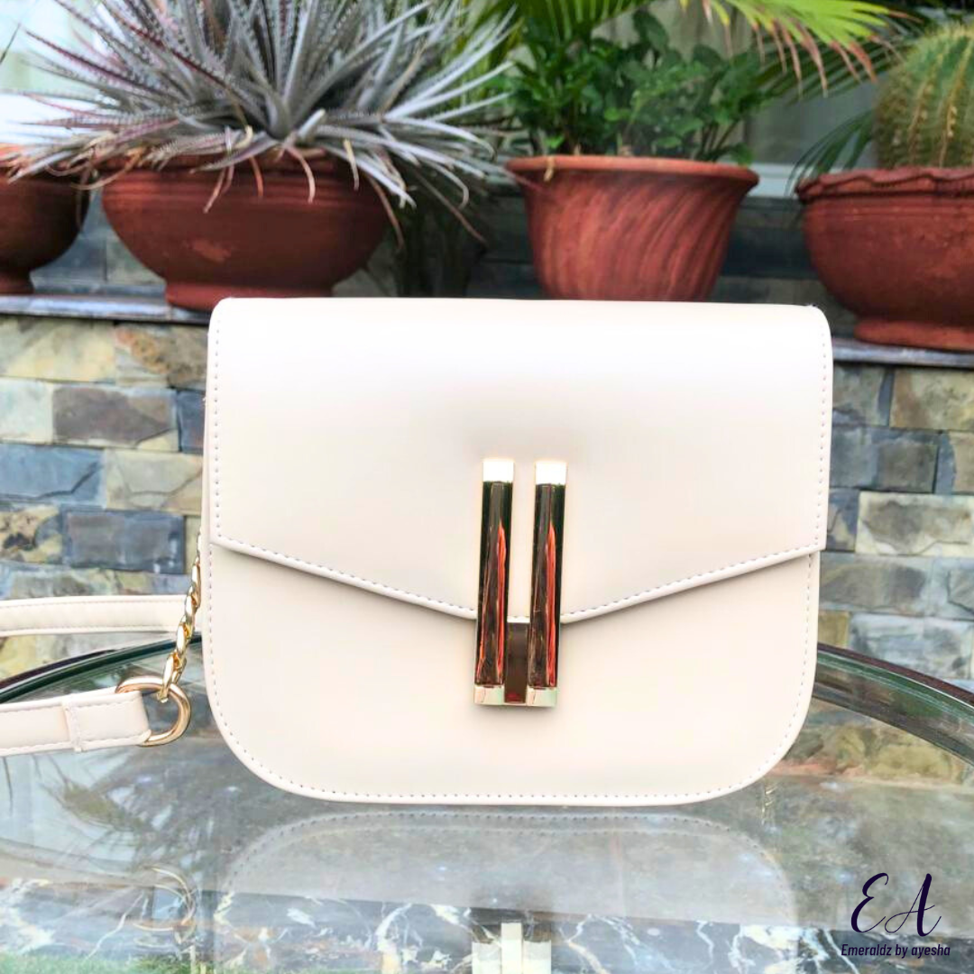 Lily Hand Bag (off white)